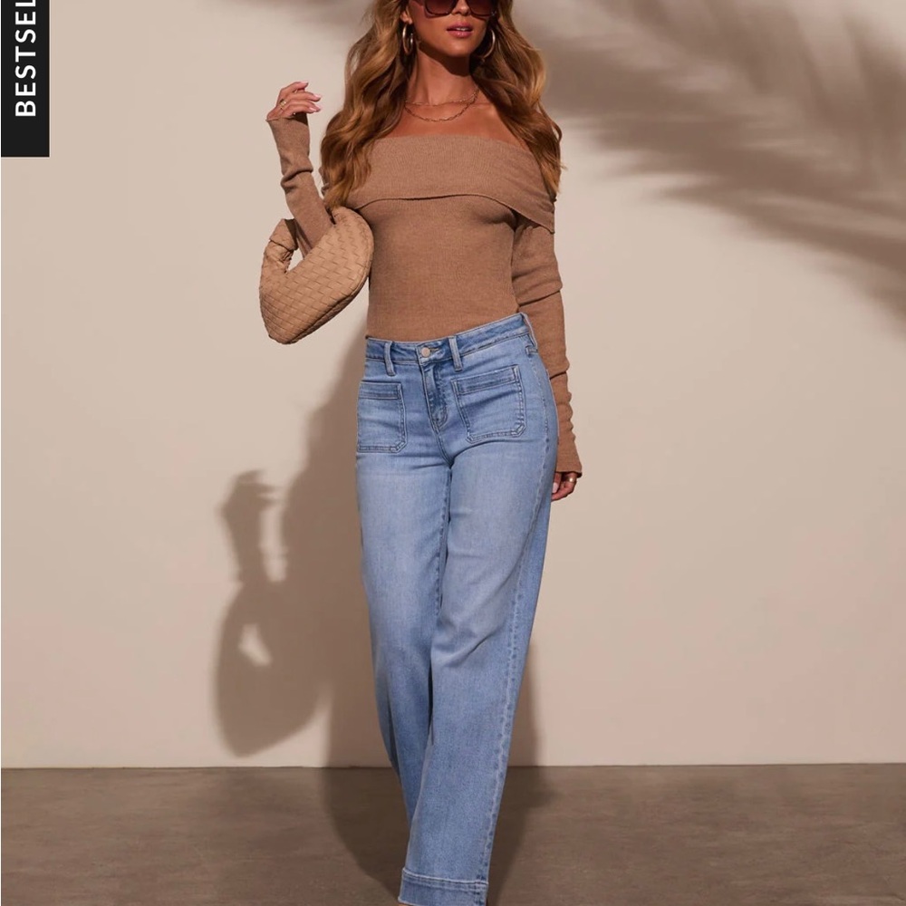 NEW✨VICI High Rise Wide Leg Flare Jeans